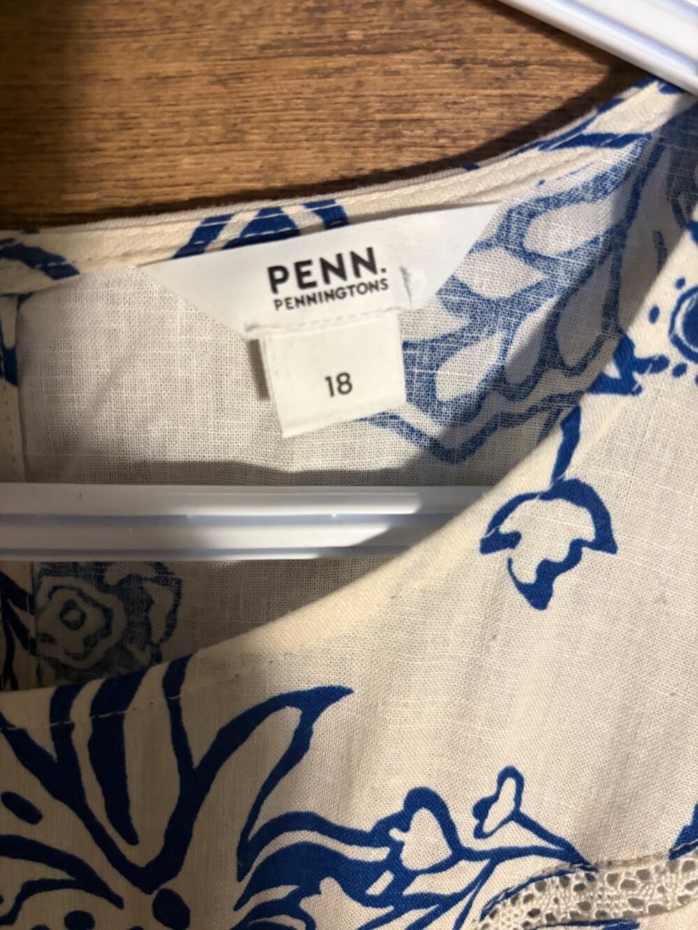 LINEN FLORAL DRESS - Picture 3 of 10
